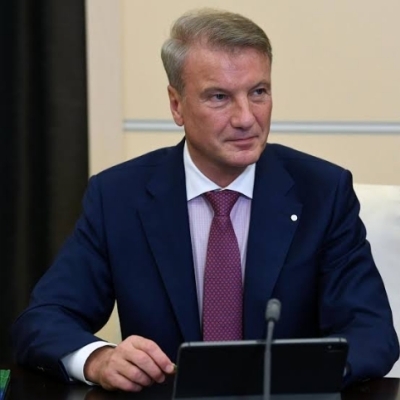 Басс обвинил Грефа в излишествах, а Усманов встал на сторону банкира