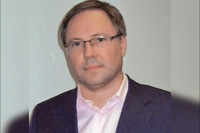 Дмитрий Якубовский, адвокат с репутацией, подарил Ксении Лукашиной жизнь вне налогов